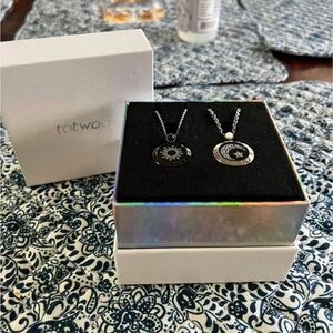 Totwoo Bluetooth Necklaces